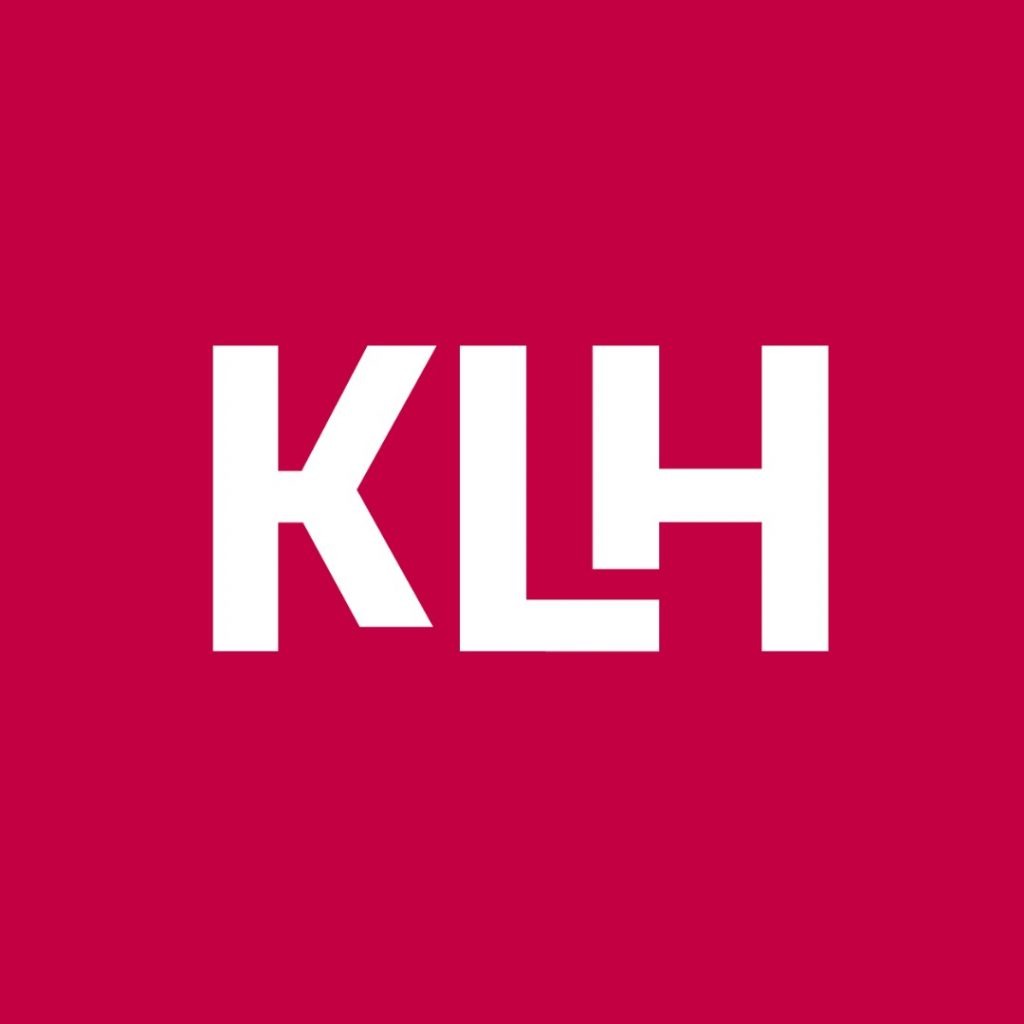 Weißes Logo mit den Buchstaben 'KLH' auf rotem Grund